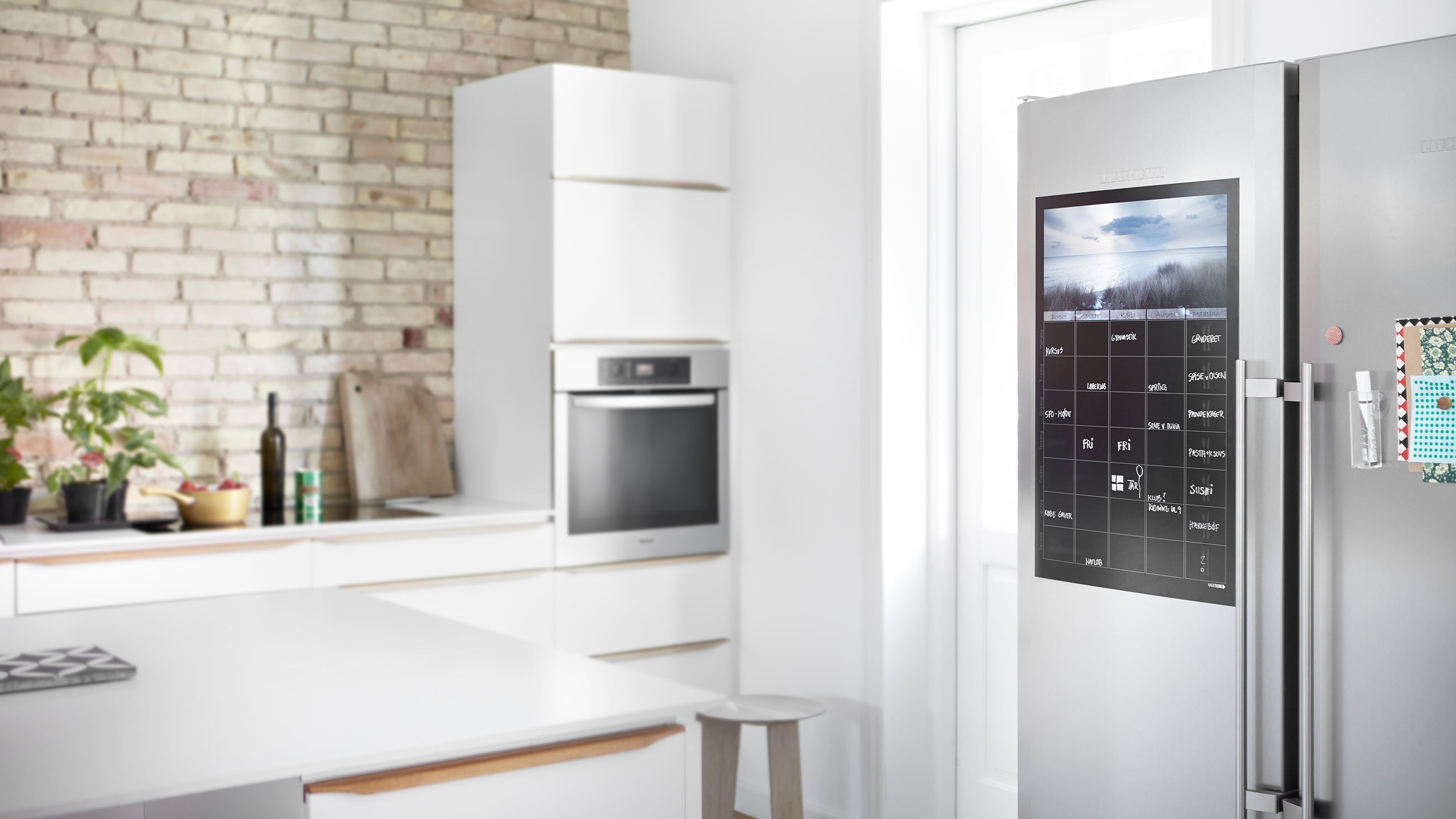 Ugeplan til køleskabet, Moderne med Måned